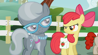 Silver Spoon: Look at me and my spoons!