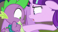 Starlight points at Spike S5E26