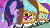 Twilight's friends waving goodbye S4E01