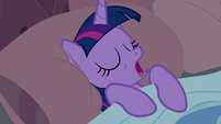 Twilight Sparkle sleeping soundly S5E10