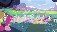 Applejack and Pinkie Pie seeing ponies chasing S2E03
