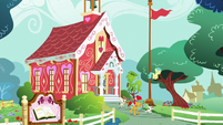 School foals leaving the schoolhouse S8E12