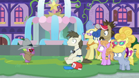 Tourist Pony sitting in shock S8E11