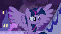 Twilight looking confused at Fluttershy S9E17