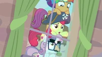 Apple Bloom "this pony really likes her apples" S7E8.png (986 KB)