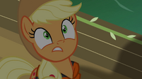 Applejack looking frightened S4E09