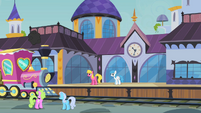 Canterlot train station S2E14