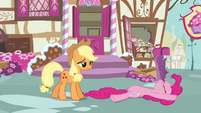 Pinkie Pie falls down S3E07