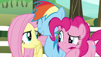 Pinkie Pie whispering to Fluttershy S6E18