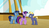 Star Tracker in front of Twilight Sparkle S7E22