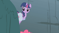 Twilight looking confused S1E7