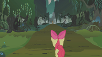 Apple Bloom enters the Everfree Forest S1E09
