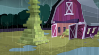 Applejack entering the barn S5E6