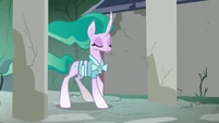 Mistmane returning to her village S7E16.png (609 KB)
