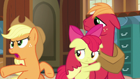 Applejack "just up and left Ma like that!" S7E13