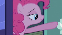 Pinkie Pie getting door S2E13