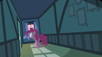 Pinkie Pie sees Pound Cake S2E13