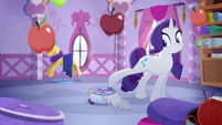 Rarity notices Opal's tail sticking out of her bag MLPRR