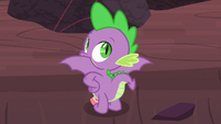 Spike showing off his wings S9E9
