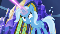 Trixie casting teleportation magic S7E2