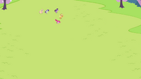 Pinkie Pie running after Rainbow S3E7