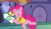 Pinkie points ponies toward The Tasty Treat S6E12