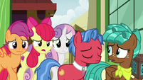 Apple Bloom apologizing to Spur S9E22