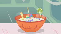 Candies in bowl S1E12