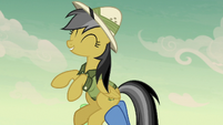 Daring Do being celebrated by the villagers S7E18