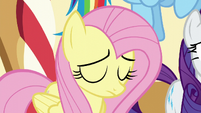 Fluttershy shakes her head S5E11