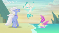 Freeze frame on jumping seapony Terramar S8E6