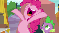 Pinkie Pie wants even bigger cotton candy S6E7