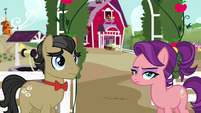 Filthy Rich and Spoiled Milk listen to Applejack S6E23