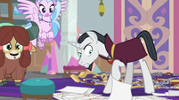 Neighsay sifting through trash S8E26