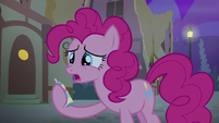 Pinkie Pie holding can of whipped cream S8E3