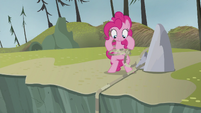 Pinkie Pie ties a rope around herself S5E8