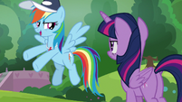 Rainbow Dash -playing in the game- S9E15