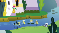 Royal guards floating in the moat S9E24