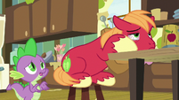 Spike trying to cheer Big Mac up S8E10