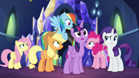 Twilight and her friends look very surprised S7E26