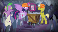 Miner pony shaking his head S9E5