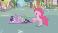 Pinkie Pie baats S1E03