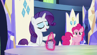 Potion drink levitated in front of Rarity S5E22