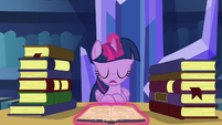 Twilight sighing in frustration S5E16