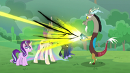 Discord giving magic to the princesses S9E25