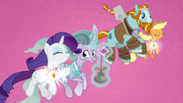 Rarity and Applejack power elements with the Pillars S7E26