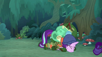 Starlight Glimmer falls over on the ground S8E13