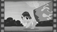 Hoofdini climbing into a cannon S6E6