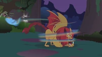 Manticore smacks Rainbow Dash S1E02