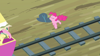 Pinkie Pie 'I'll never forget youuuuuuu!' S4E11